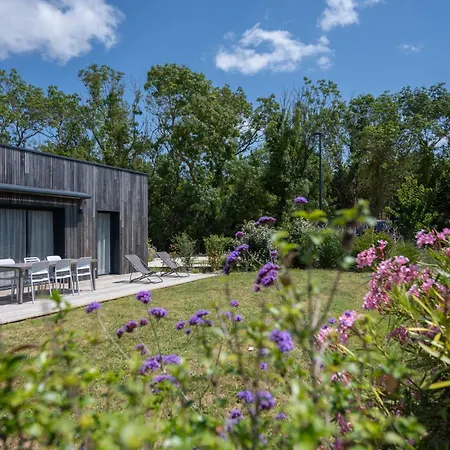 Apartahotel Côté Océan Boutique 4*