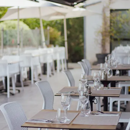 Cote Ocean 앙굴랑-쉬르-메르