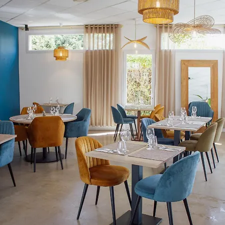 Côté Océan Aparthotel 4*