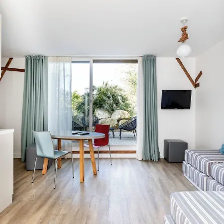 Aparthotel Cote Ocean 4*